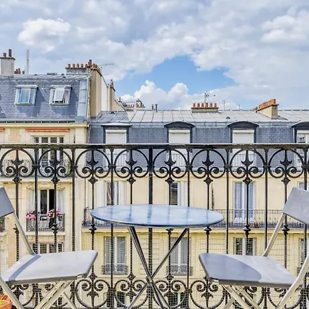 Duplex Avec Un Balcon, 16 Apartment
